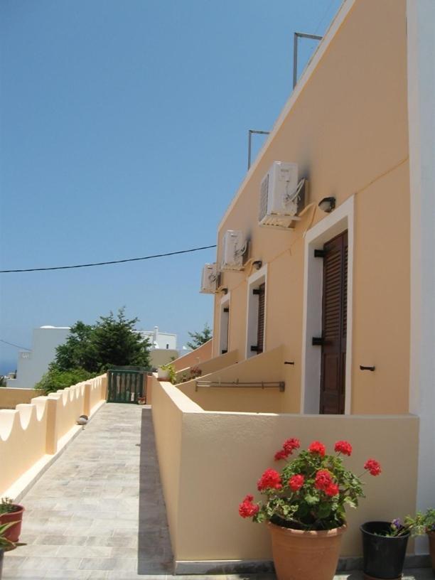 Mirsini Pansion Otel Karterados  Dış mekan fotoğraf