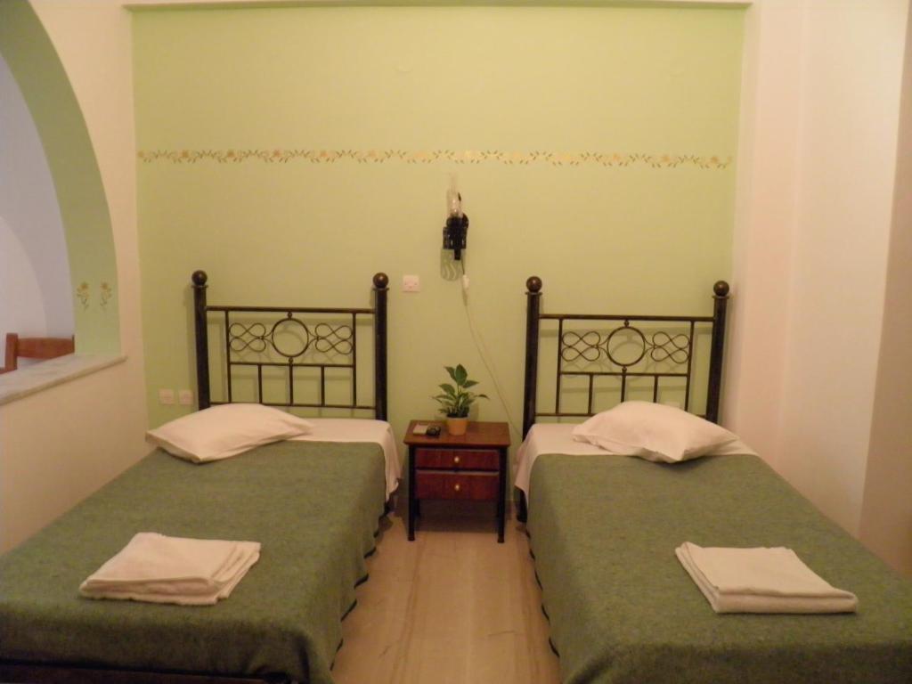 Mirsini Pansion Otel Karterados  Dış mekan fotoğraf